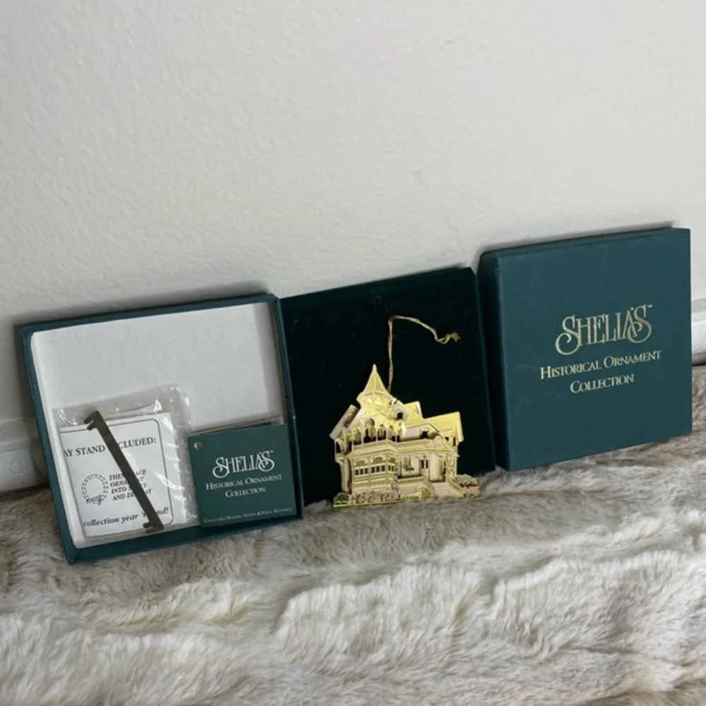 Sheila’s historical ornament